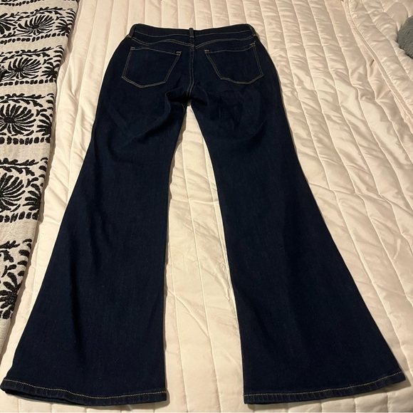 Old Navy Wow Flare Jeans - Picture 3 of 5